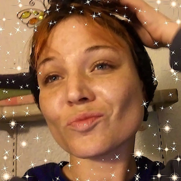 Meet your Posher, sasha - Picture 2 of 4